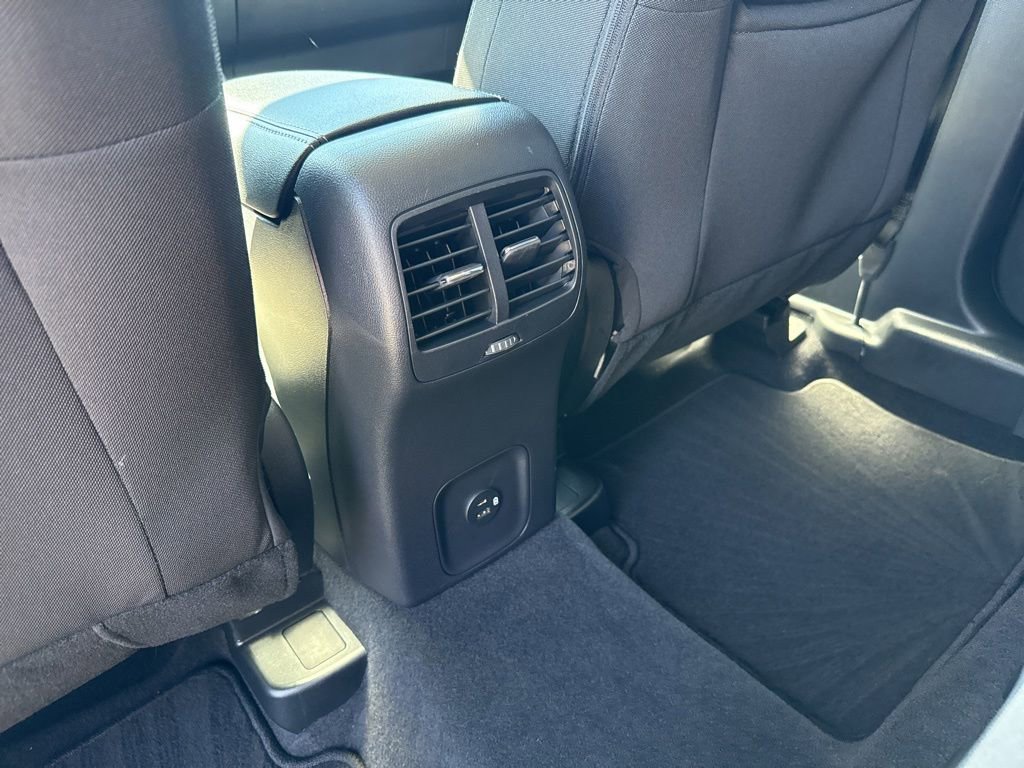 Certified 2022 Ford Escape SE w/ Cold Weather Package FWD image 26