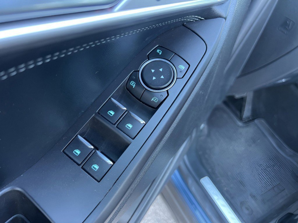 Certified 2020 Ford Explorer Limited w/ Class III Trailer Tow Package image 19