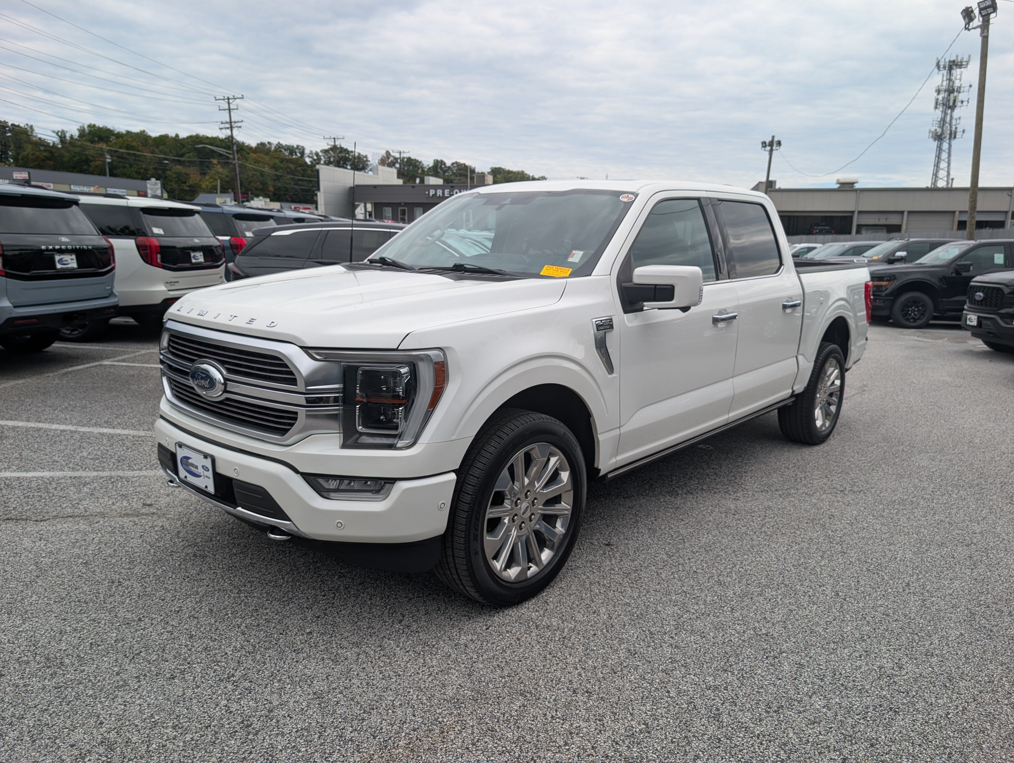 Certified 2022 Ford F150 Limited AWD/4WD image 2