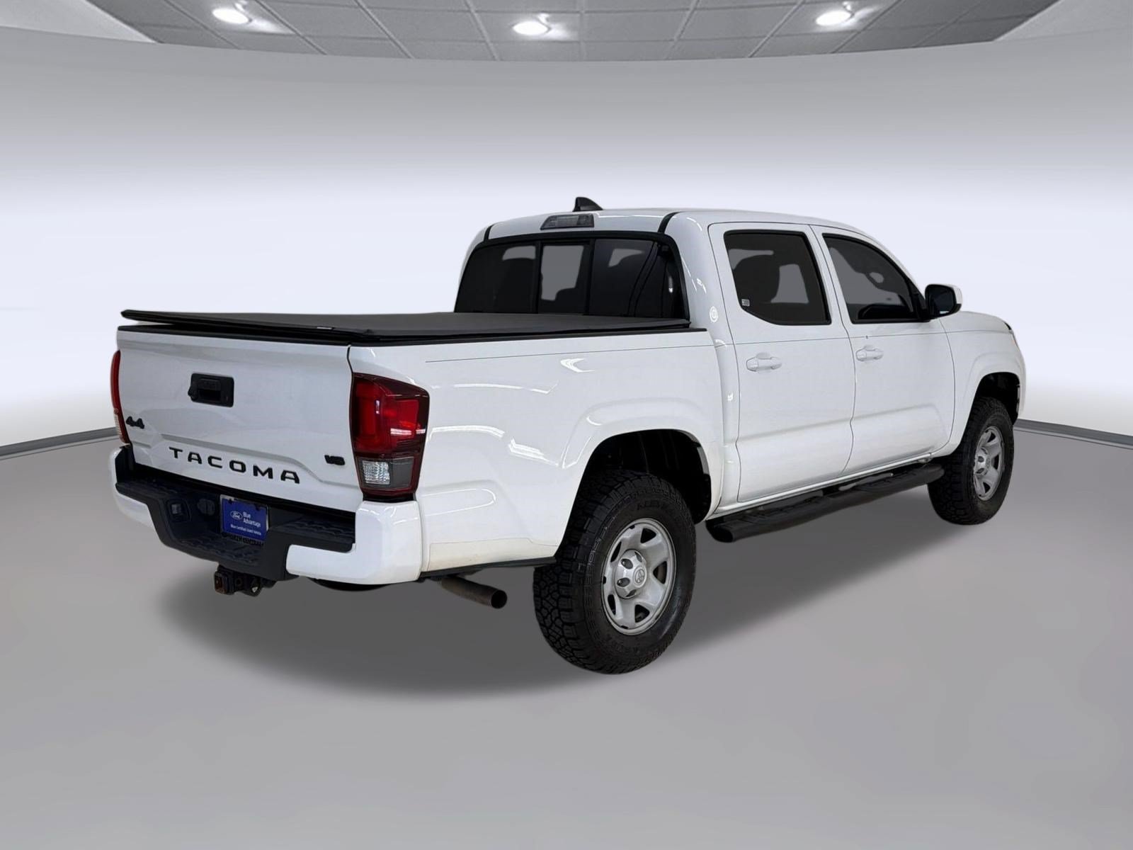 Used 2022 Toyota Tacoma SR AWD/4WD image 9