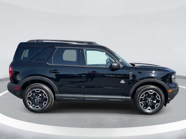 Certified 2025 Ford Bronco Sport Outer Banks w/ Outer Banks Tech Package+ image 2