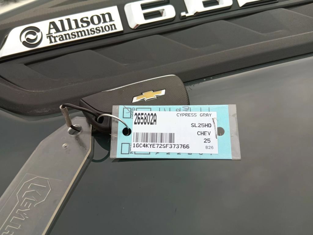 Used 2025 Chevrolet Silverado 2500 ZR2 w/ Technology Package image 30