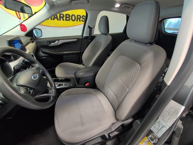 Certified 2021 Ford Escape SE image 13