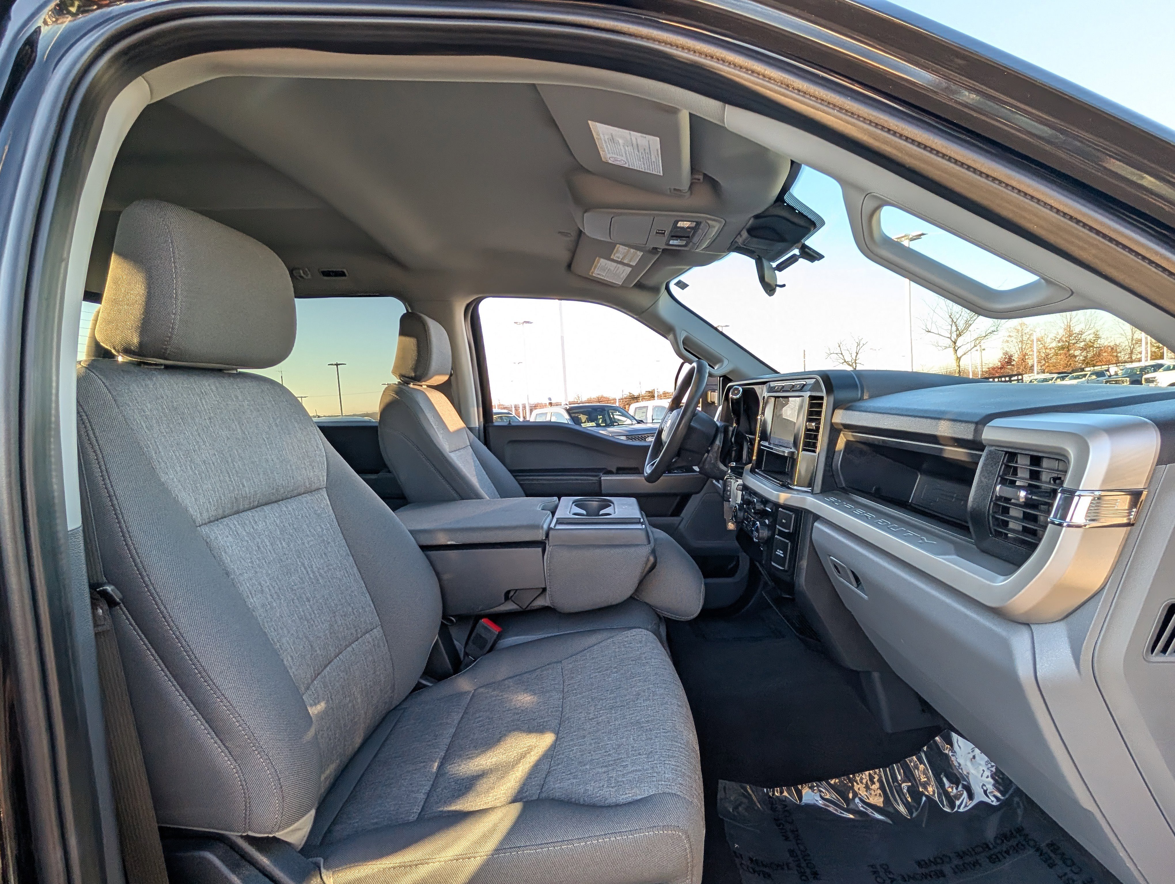 Certified 2024 Ford F250 XL w/ STX Appearance Package image 9