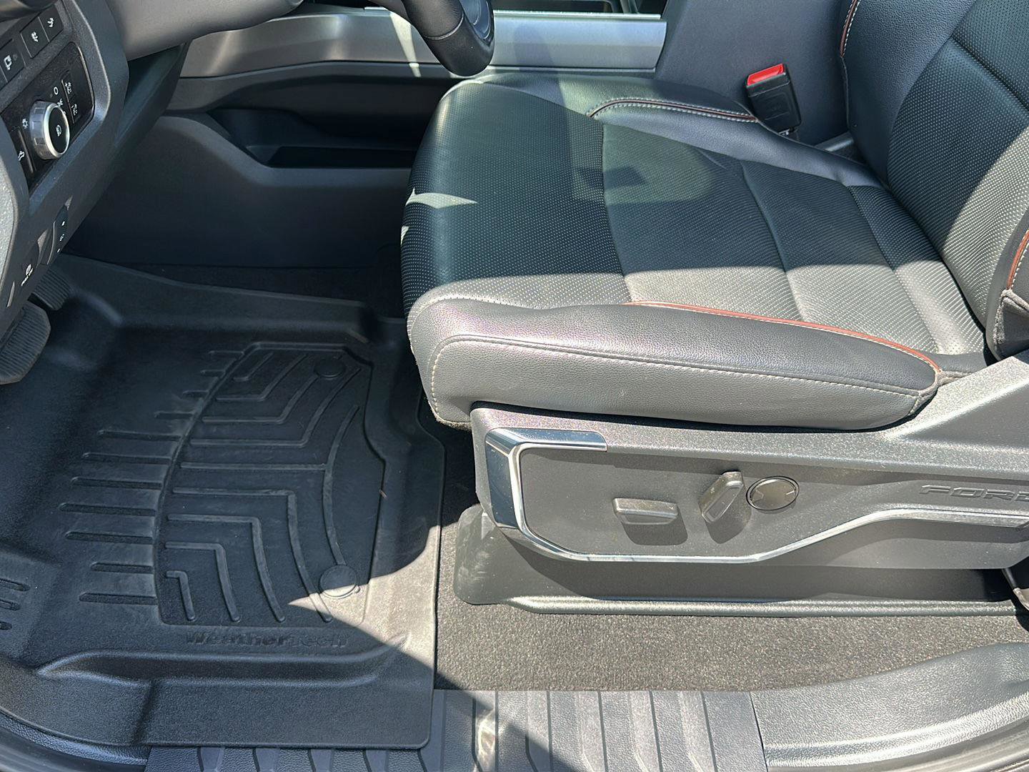 Certified 2023 Ford F250 Lariat w/ Lariat Ultimate Package AWD/4WD image 12