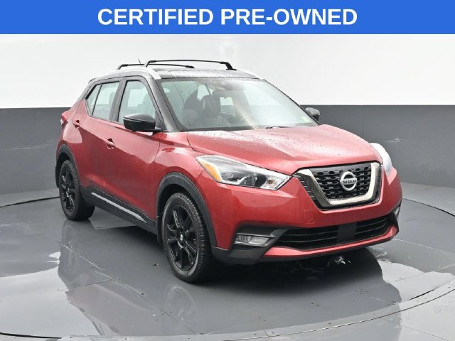 Used 2020 Nissan Kicks SR w/ SR Premium Package FWD image 3