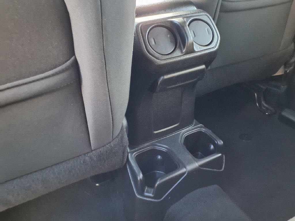 Used 2018 Jeep Wrangler Unlimited Sport AWD/4WD image 23