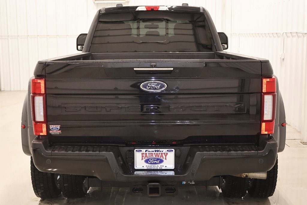 Certified 2022 Ford F450 Platinum w/ FX4 Off-Road Package image 5