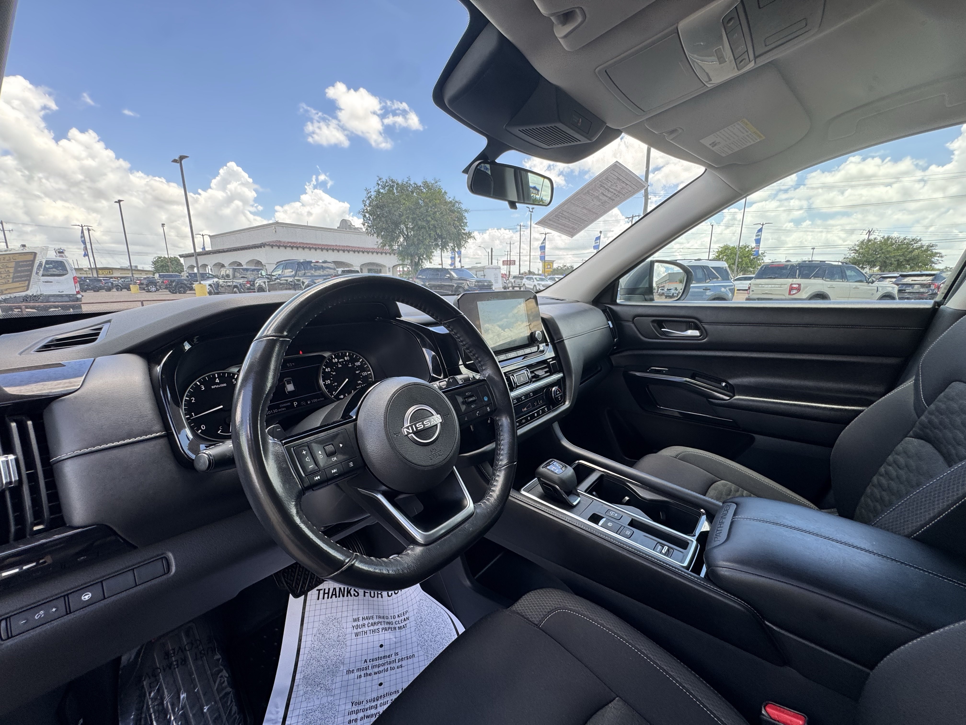Used 2022 Nissan Pathfinder SV FWD image 23