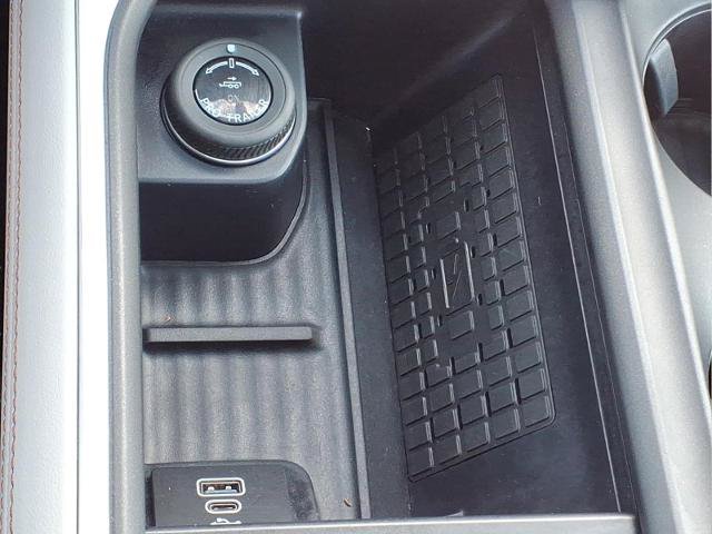 Certified 2025 Ford Expedition Active AWD/4WD image 18