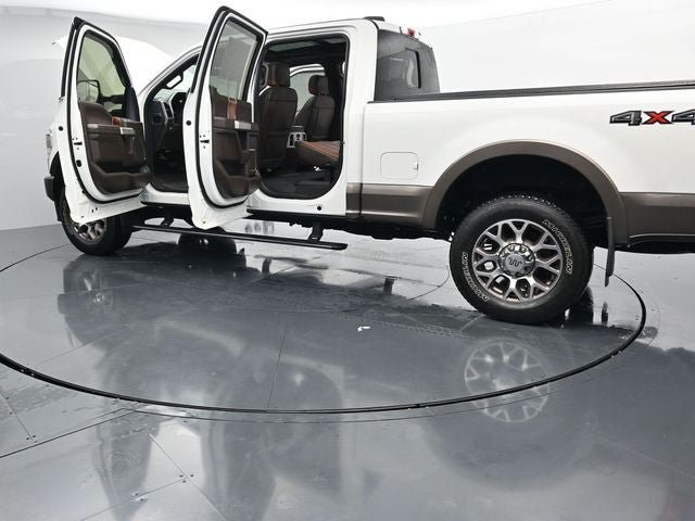 Certified 2022 Ford F350 King Ranch w/ King Ranch Ultimate Package AWD/4WD image 38
