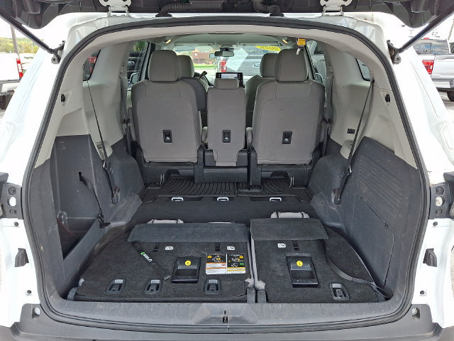 Used 2022 Toyota Sienna LE FWD image 38