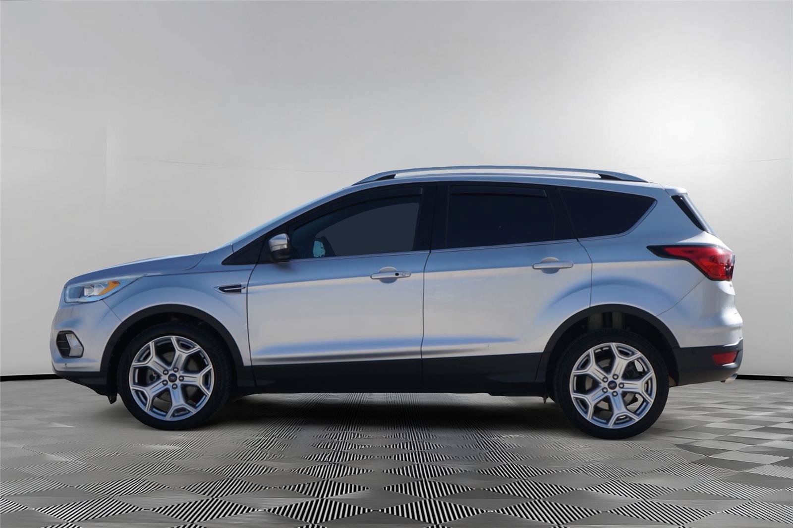 Certified 2019 Ford Escape Titanium FWD image 7