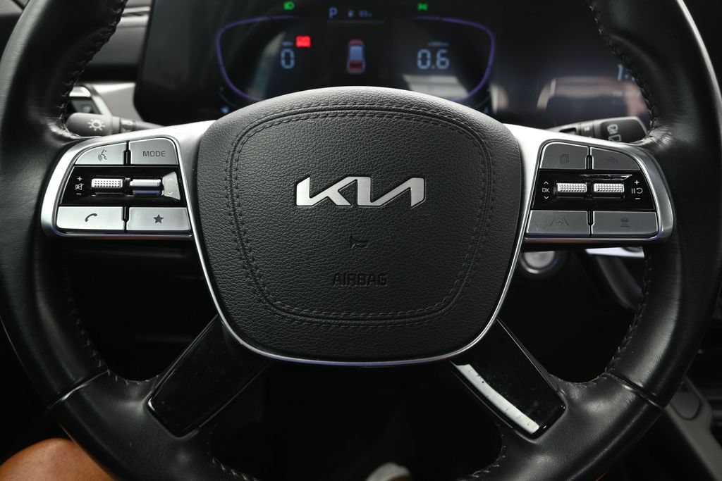 Used 2025 Kia Telluride S FWD image 27