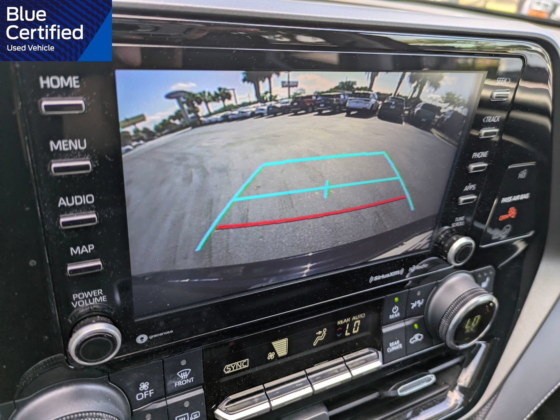 Used 2022 Toyota Highlander XLE FWD image 26
