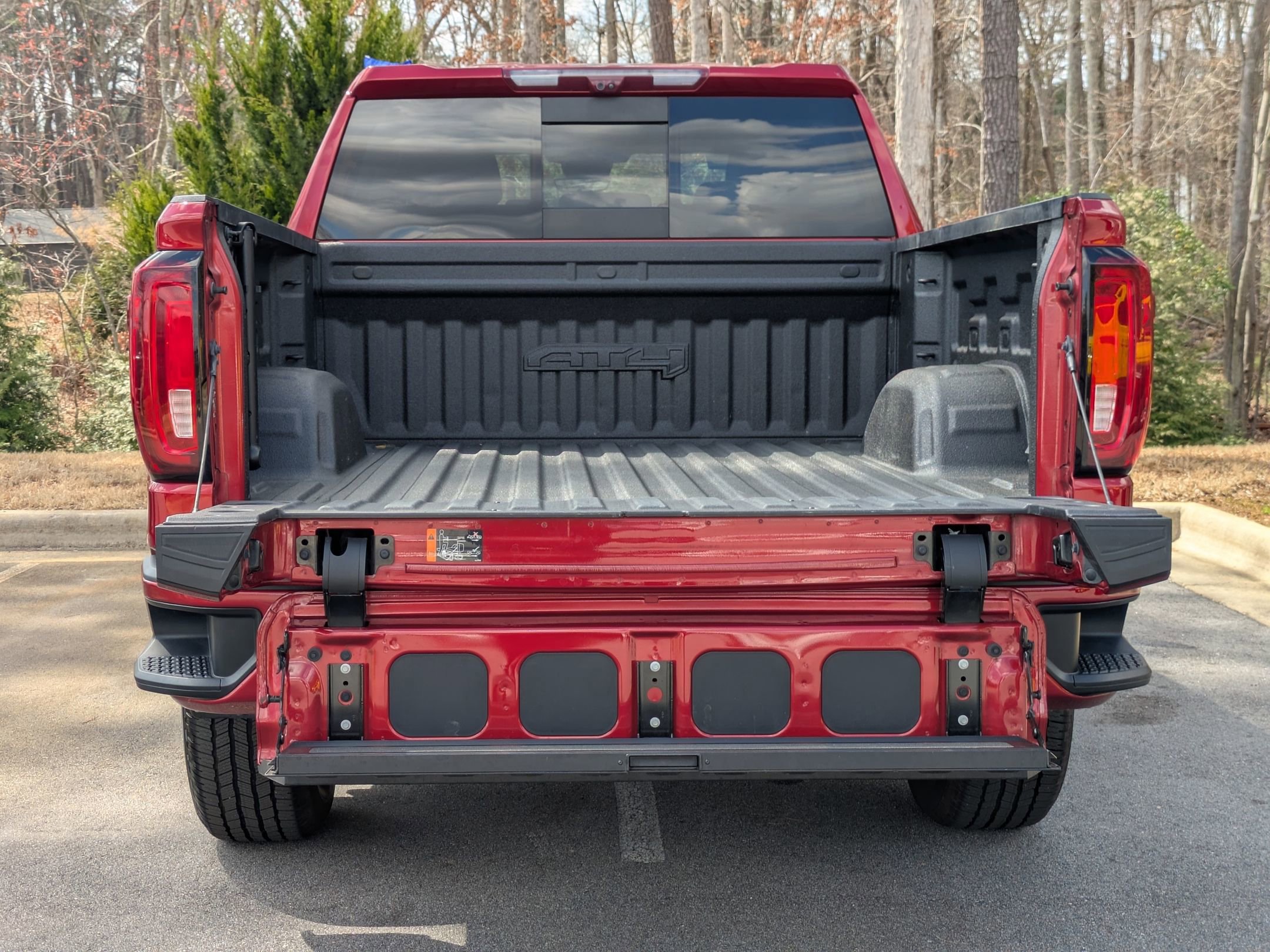 Used 2023 GMC Sierra 1500 AT4 w/ AT4 Premium Package image 34