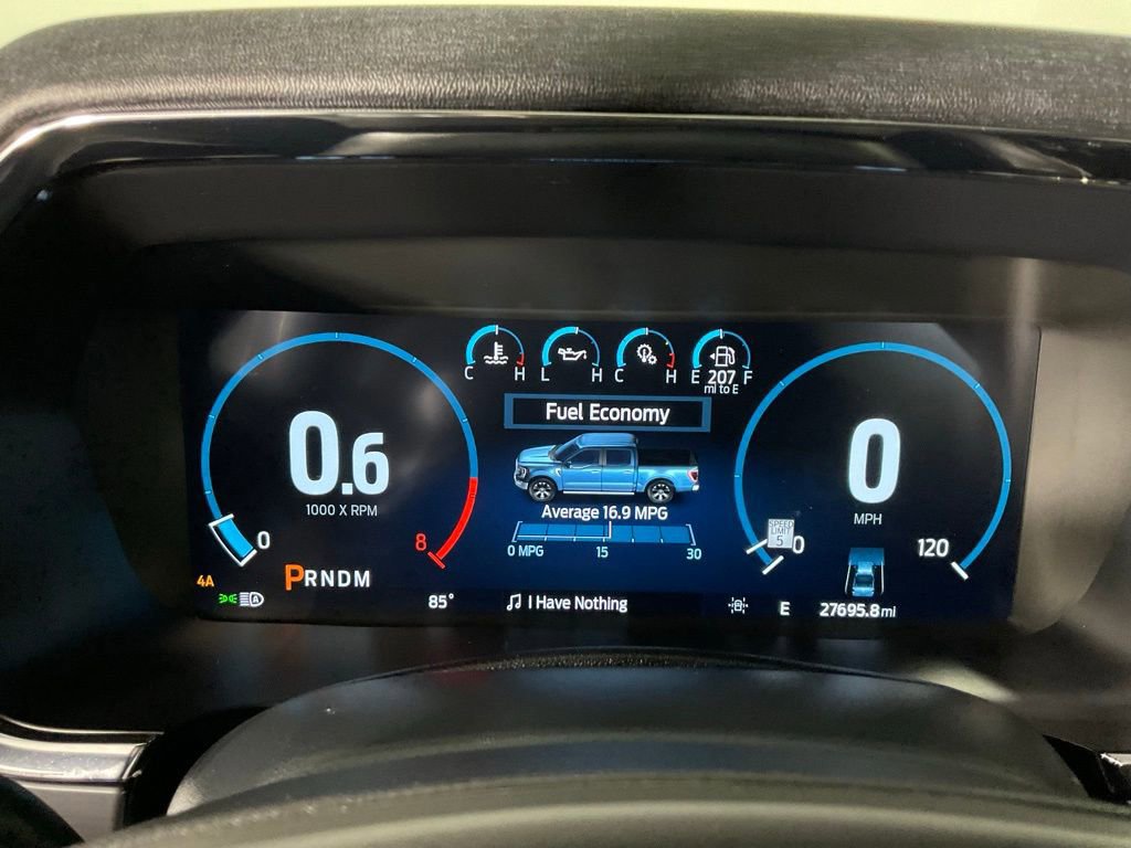 Certified 2022 Ford F150 Lariat w/ Equipment Group 502A High image 25