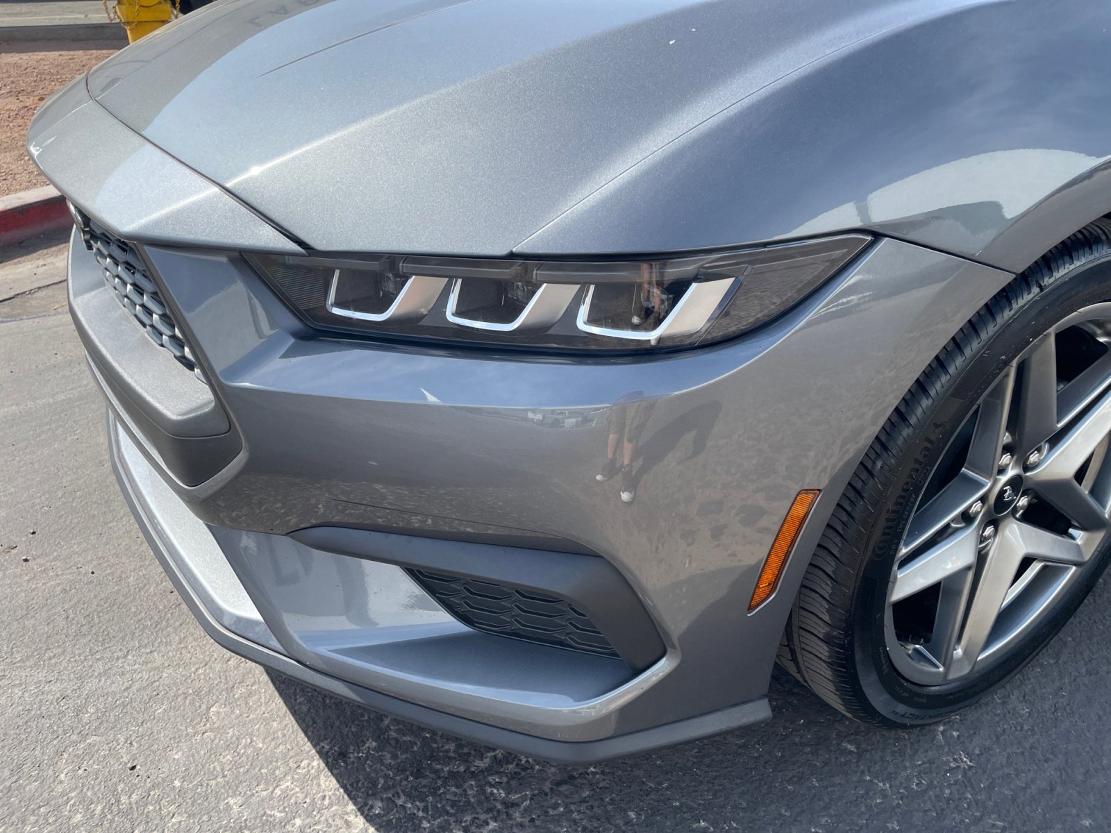 Certified 2025 Ford Mustang Coupe RWD image 9