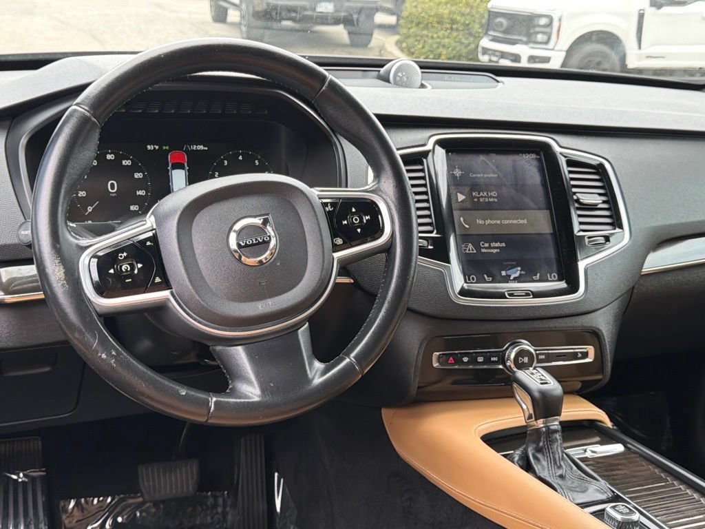 Used 2018 Volvo XC90 T6 Momentum w/ Convenience Package AWD/4WD image 36