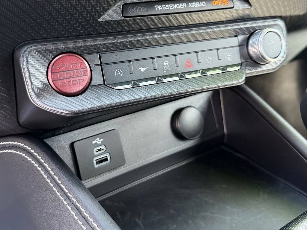 Certified 2025 Ford Mustang GT Premium image 24