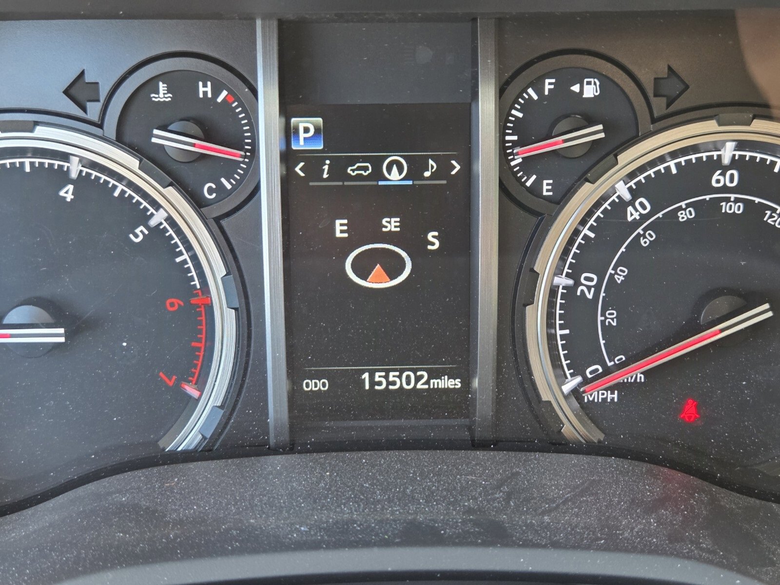 Used 2024 Toyota 4Runner TRD Off-Road Premium w/ TRD Black Wheel Package (TMS) image 5