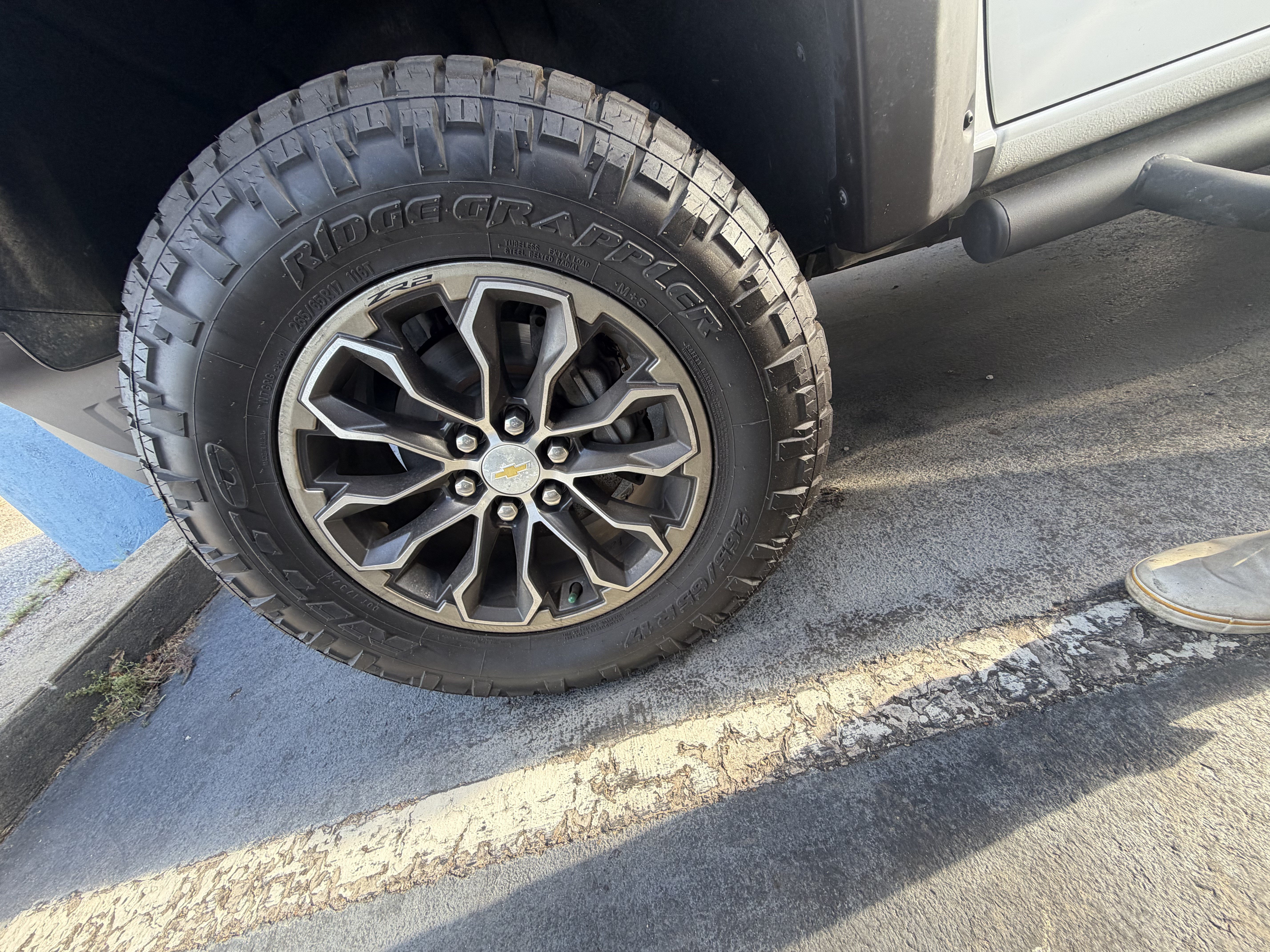 Used 2018 Chevrolet Colorado ZR2 AWD/4WD image 4