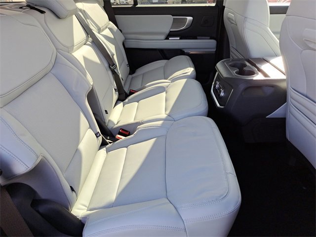 Certified 2025 Ford Expedition Platinum w/ Driver's Package image 29