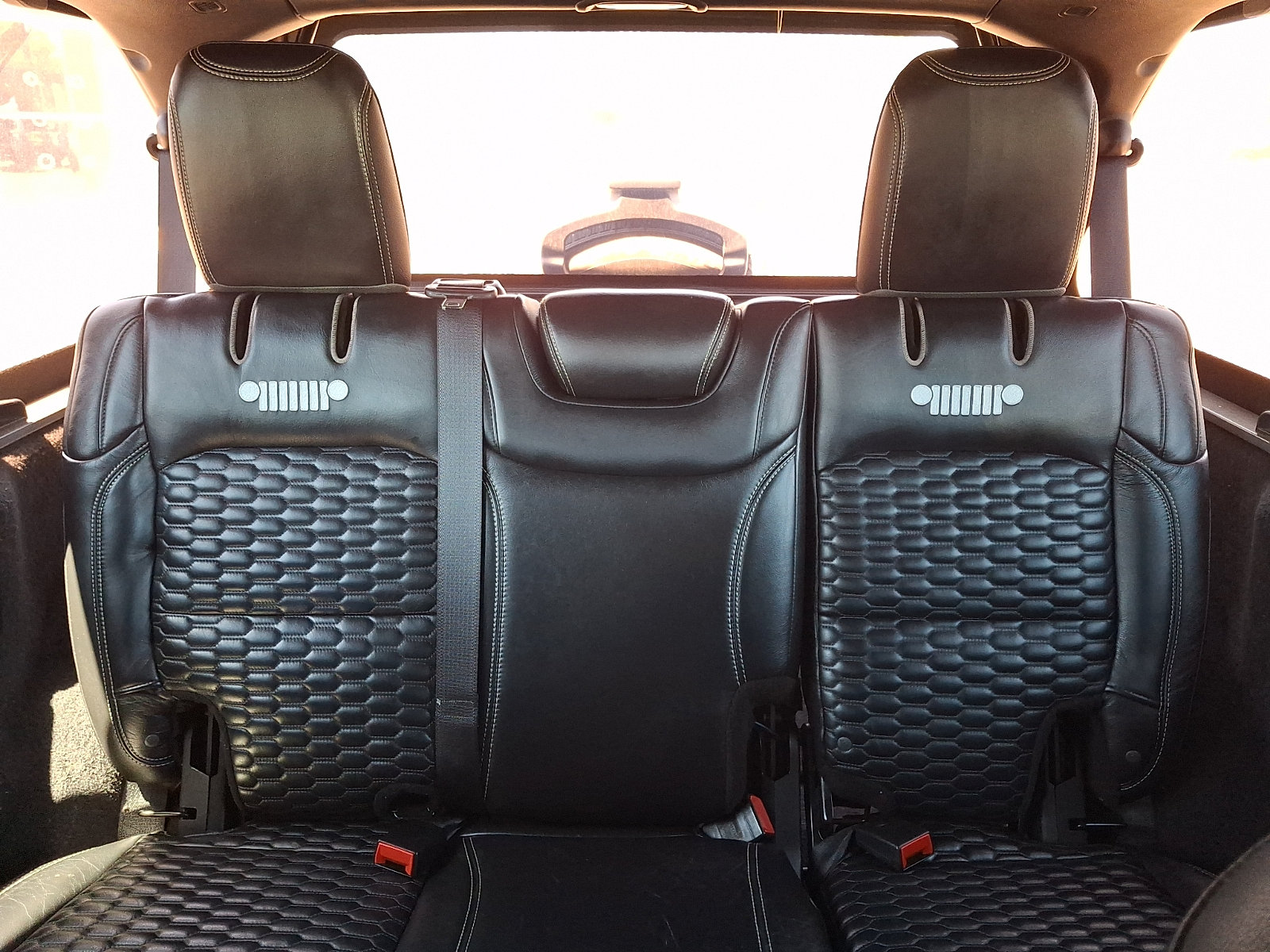Used 2021 Jeep Wrangler Unlimited Sport AWD/4WD image 19