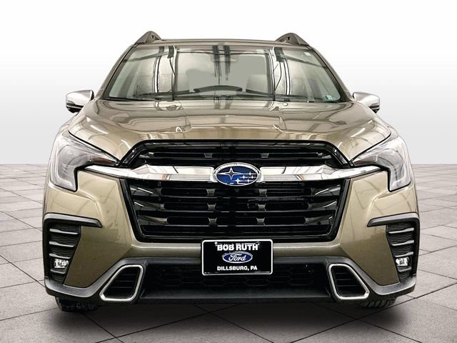 Used 2023 Subaru Ascent Touring AWD/4WD image 3