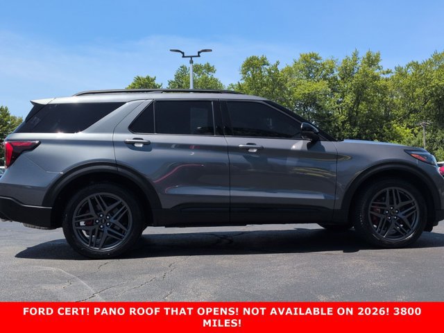 Certified 2025 Ford Explorer ST w/ Sun And Sound Package AWD/4WD image 4