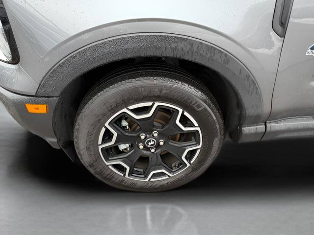 Certified 2025 Ford Bronco Sport Outer Banks w/ Outer Banks Tech Package+ AWD/4WD image 26