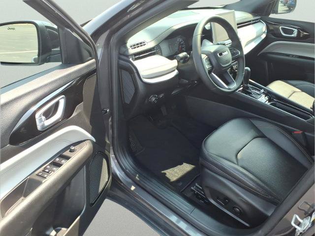 Used 2024 Jeep Compass Limited AWD/4WD image 7