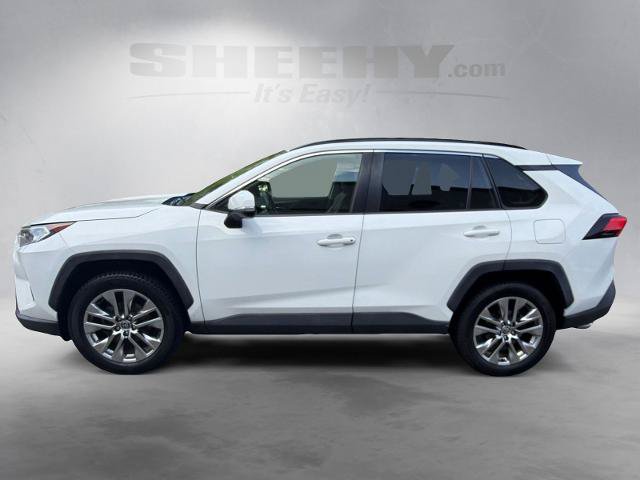 Used 2020 Toyota RAV4 XLE Premium AWD/4WD image 15