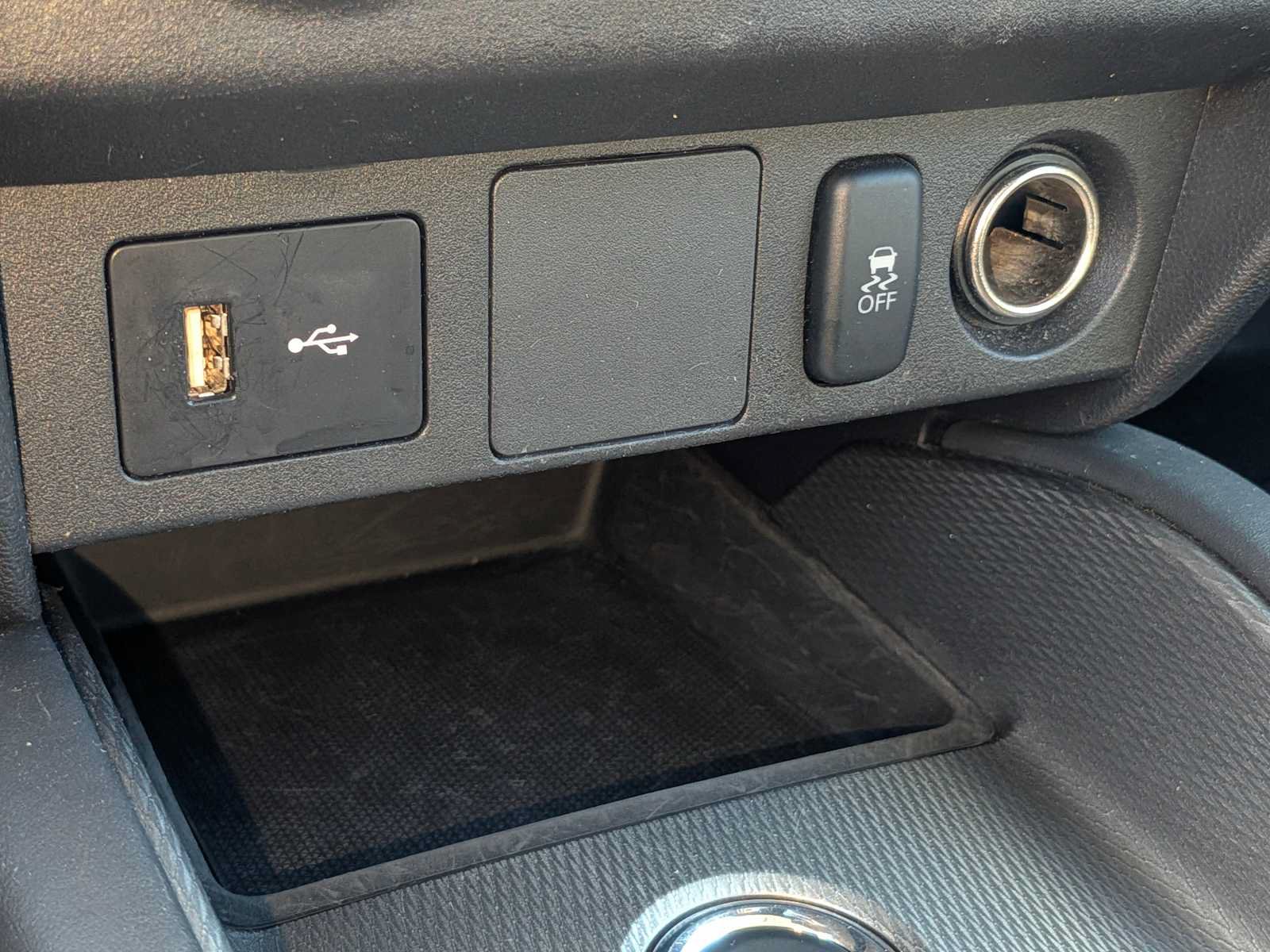 Used 2025 Mitsubishi Outlander Sport ES AWD/4WD image 28