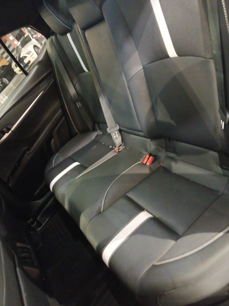 Used 2025 Toyota Camry SE w/ Multimedia Upgrade Package FWD image 7