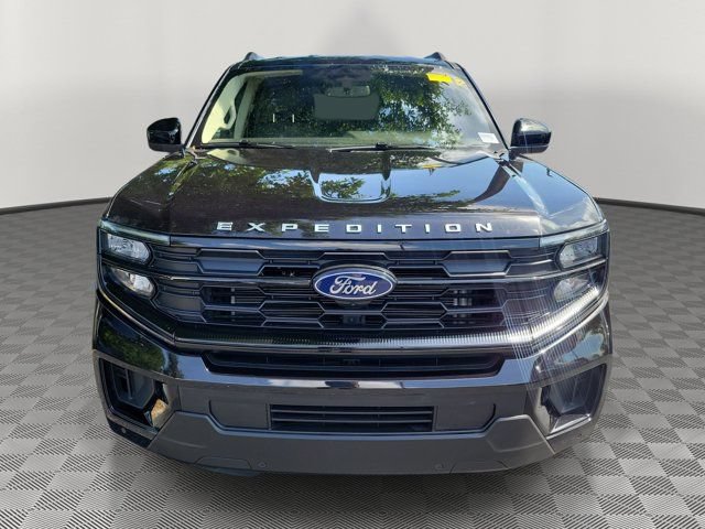 Certified 2025 Ford Expedition Max Active RWD image 2