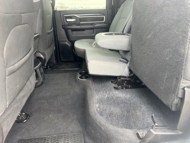 Used 2024 RAM 3500 Big Horn image 31