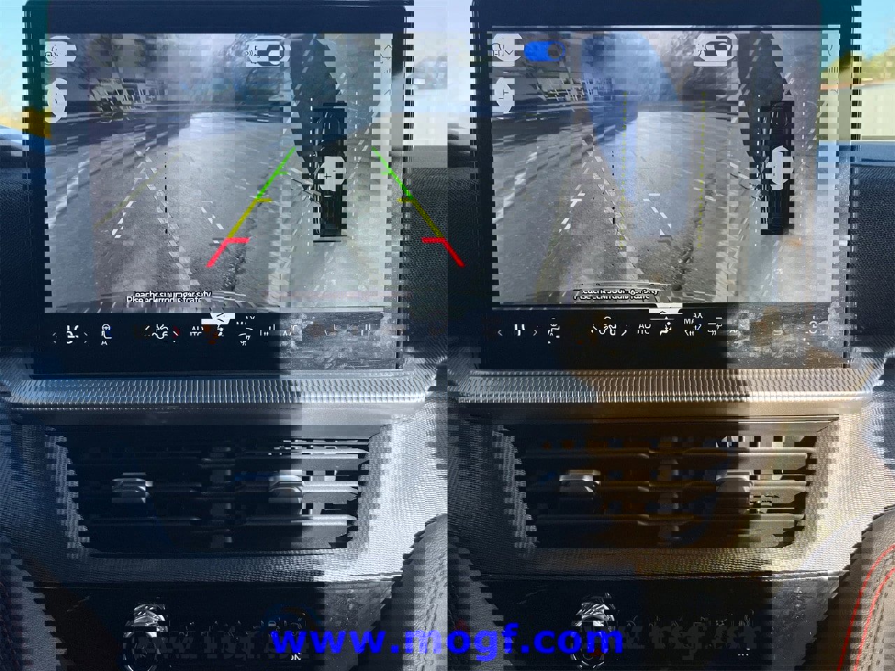 Certified 2025 Ford Explorer ST-Line w/ Premium Package image 11