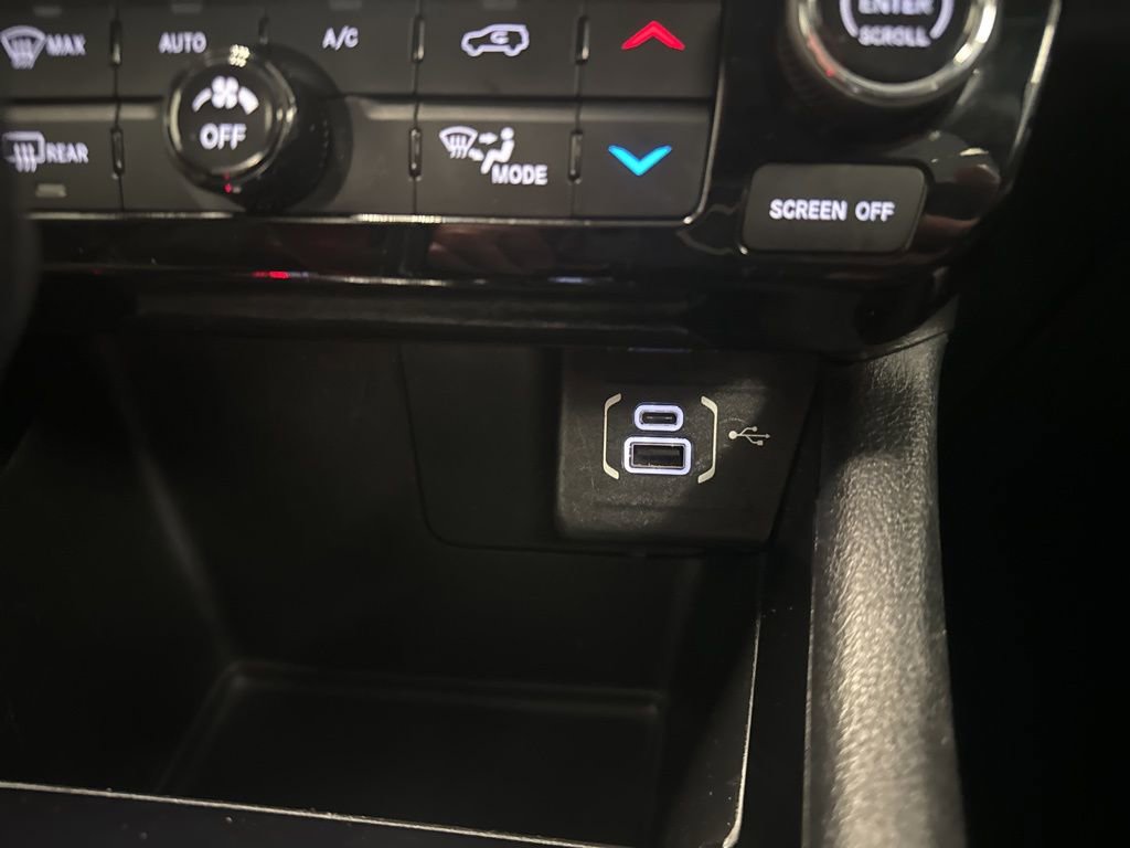 Used 2022 Jeep Compass Limited image 40