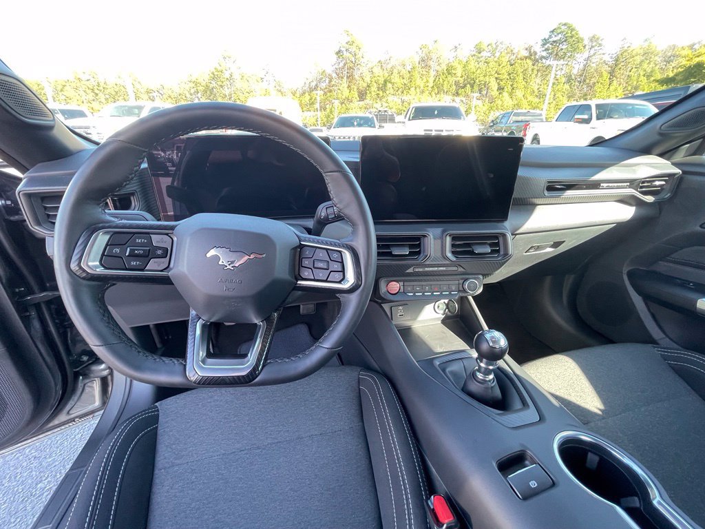 Certified 2025 Ford Mustang GT RWD image 28