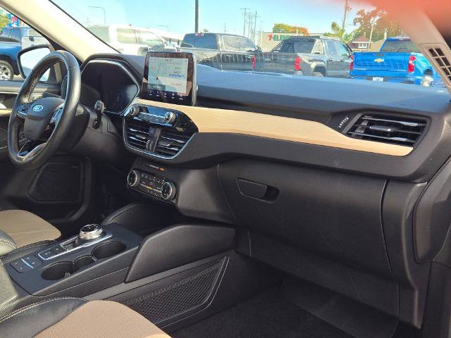 Certified 2022 Ford Escape Titanium w/ Titanium Elite Package image 6