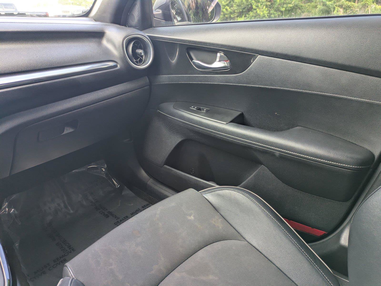 Used 2021 Kia Forte GT-Line FWD image 18
