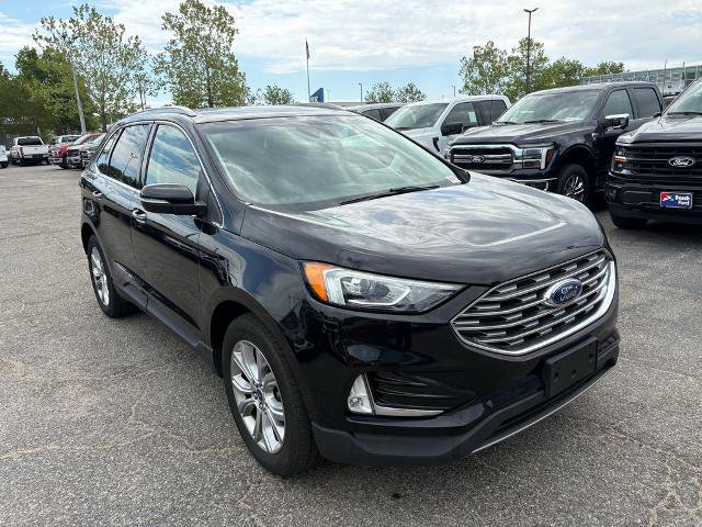 Certified 2019 Ford Edge Titanium AWD/4WD image 7