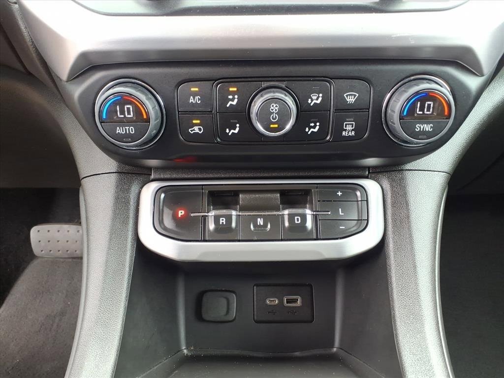 Used 2023 GMC Acadia SLE image 23