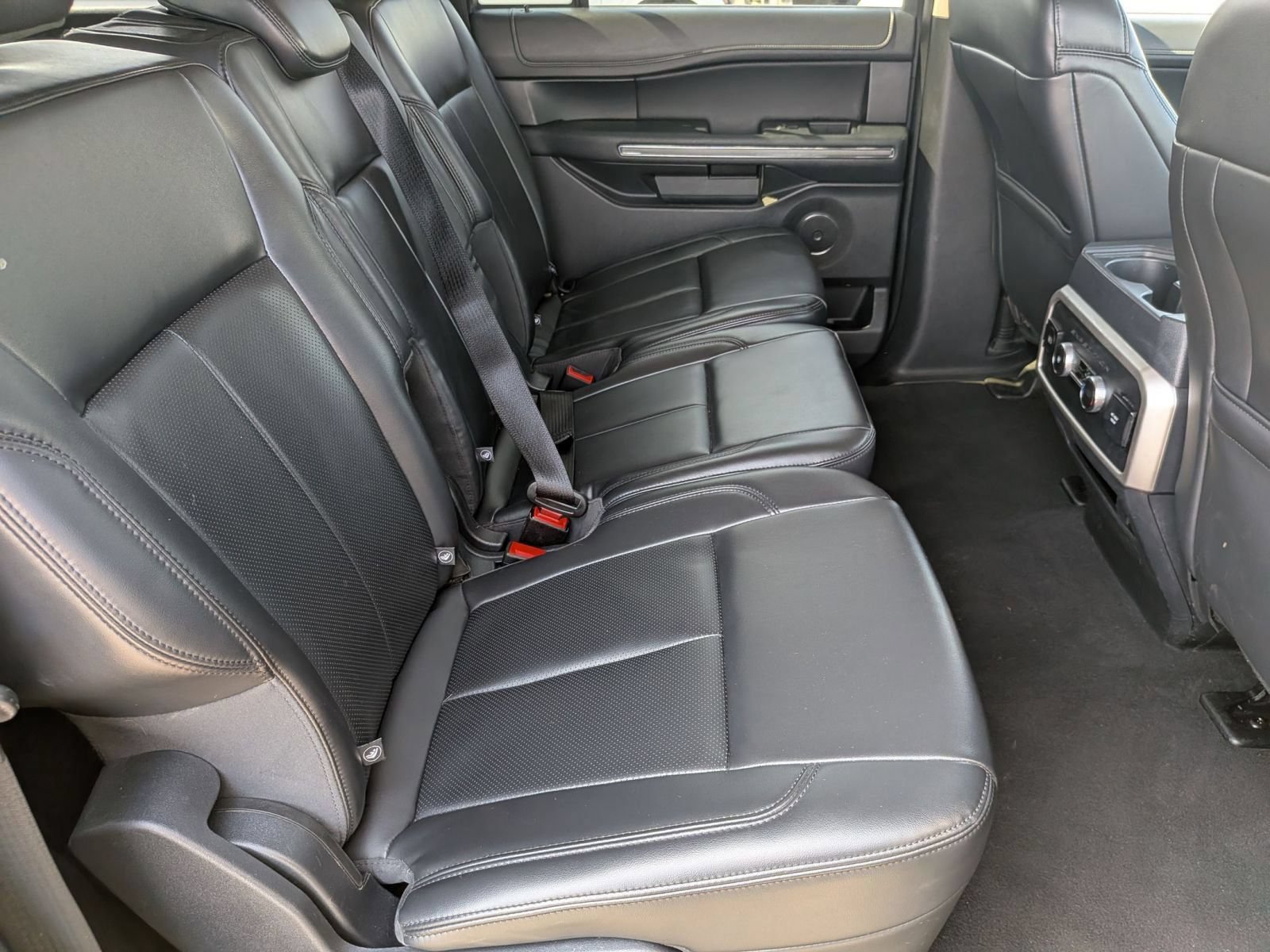 Certified 2024 Ford Expedition Max XLT AWD/4WD image 32