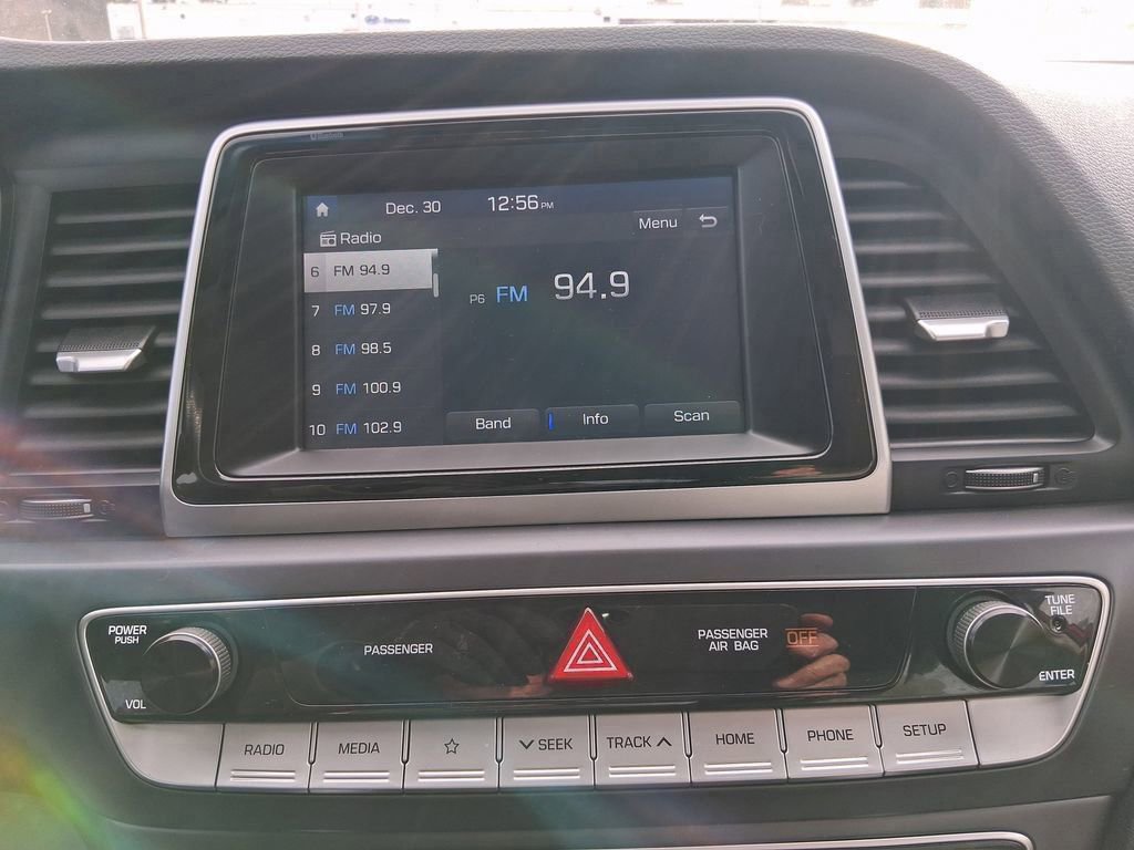 Used 2019 Hyundai Sonata SE w/ Cargo Package image 14