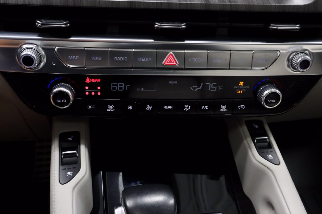 Used 2023 Kia Telluride SX FWD image 32