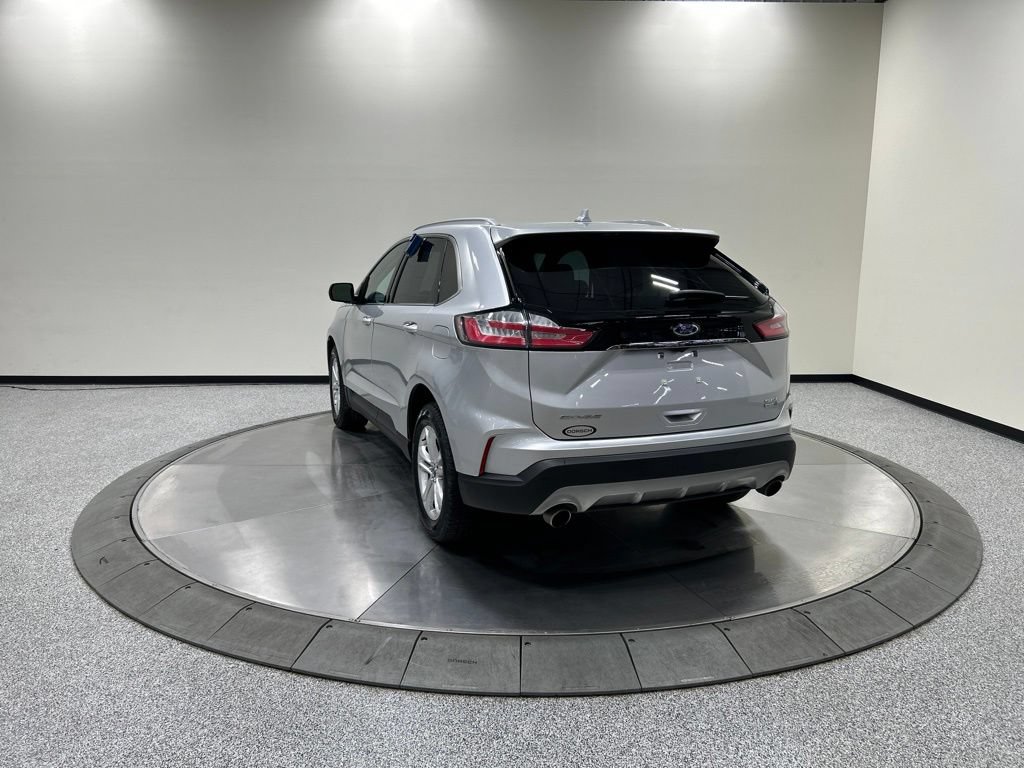 Certified 2019 Ford Edge SEL w/ Cold Weather Package AWD/4WD image 9