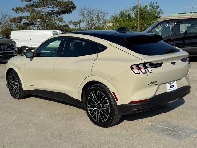 Certified 2025 Ford Mustang Mach-E Premium AWD/4WD image 3
