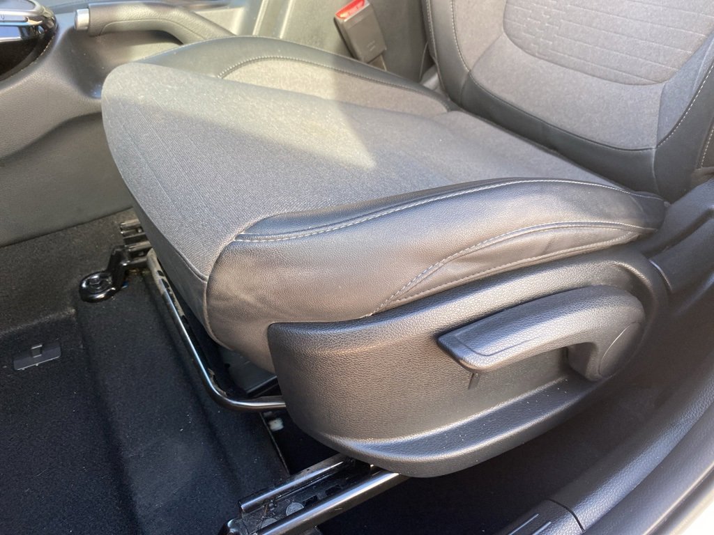 Used 2023 Kia Seltos S image 24